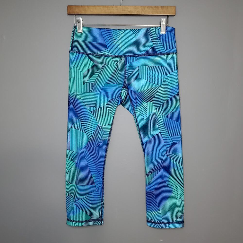 Reebok Blue Teal Geometric Line Print‎ Crop Leggings Yoga Pants Womens Size S